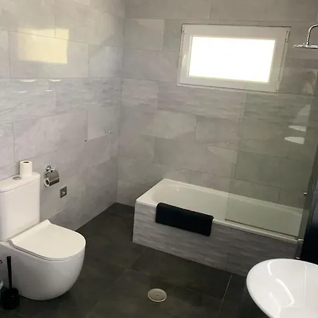 Casa Lya Con Piscina Ferienhaus *